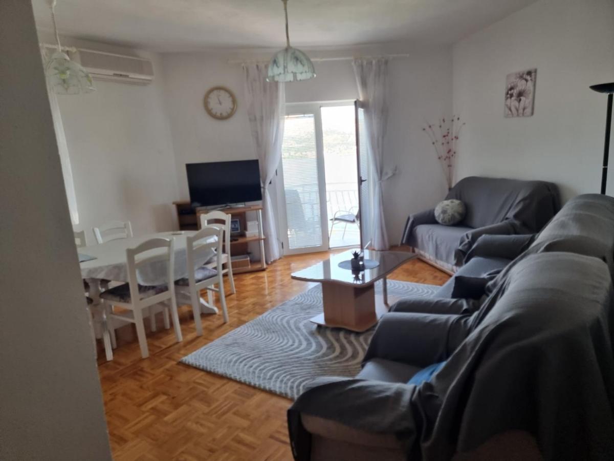 Apartment Matej Трогір Екстер'єр фото