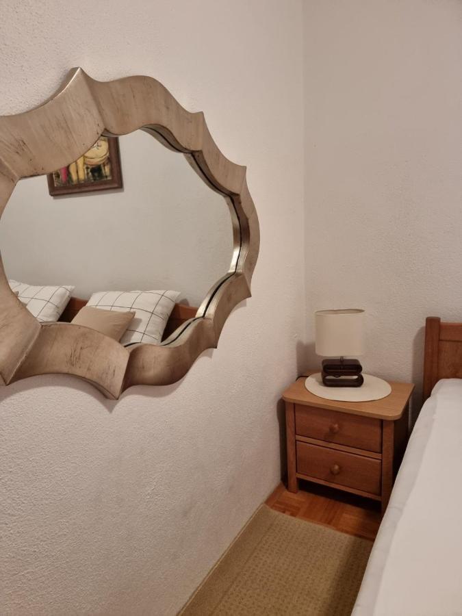 Apartment Matej Трогір Екстер'єр фото